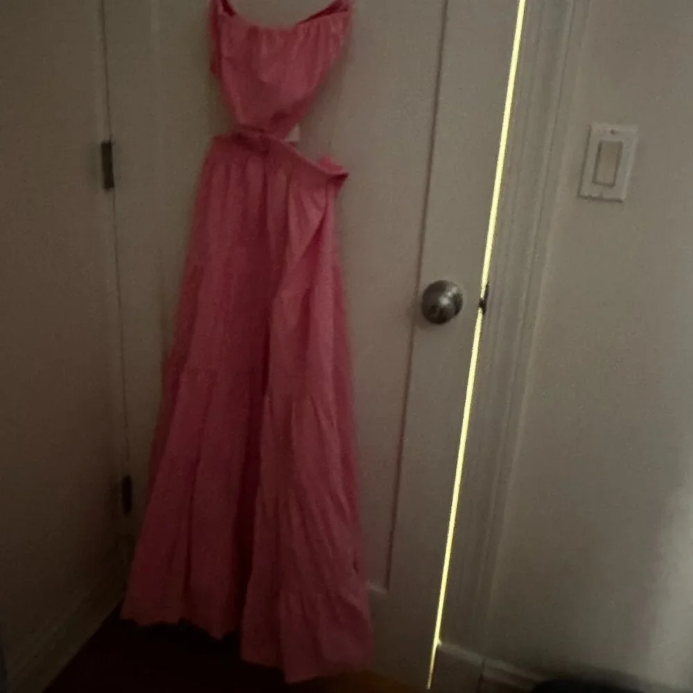 NWT - Showpo - Xiomara Maxi Dress - Strapless Cut Out Tiered Dress - Size 6 (M) - Picture 5 of 7